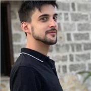 Laureato e docente di inglese impartisce lezioni private ad adulti e ragazzi